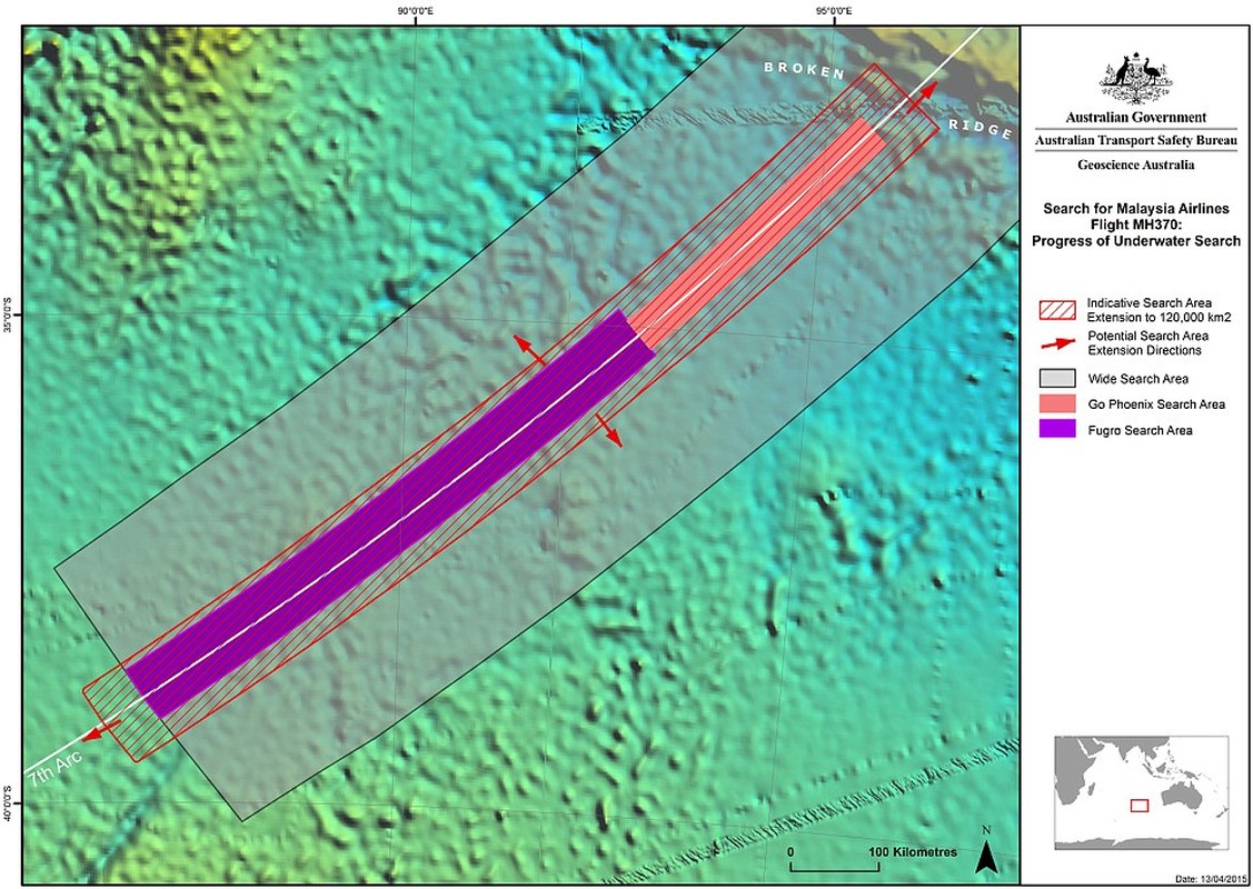 Thay hai vat the nghi manh vo cua MH370 duoi day bien-Hinh-4